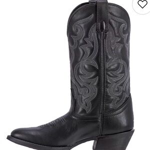 Laredo Black Embroidered Heeled Boots (women’s 9)